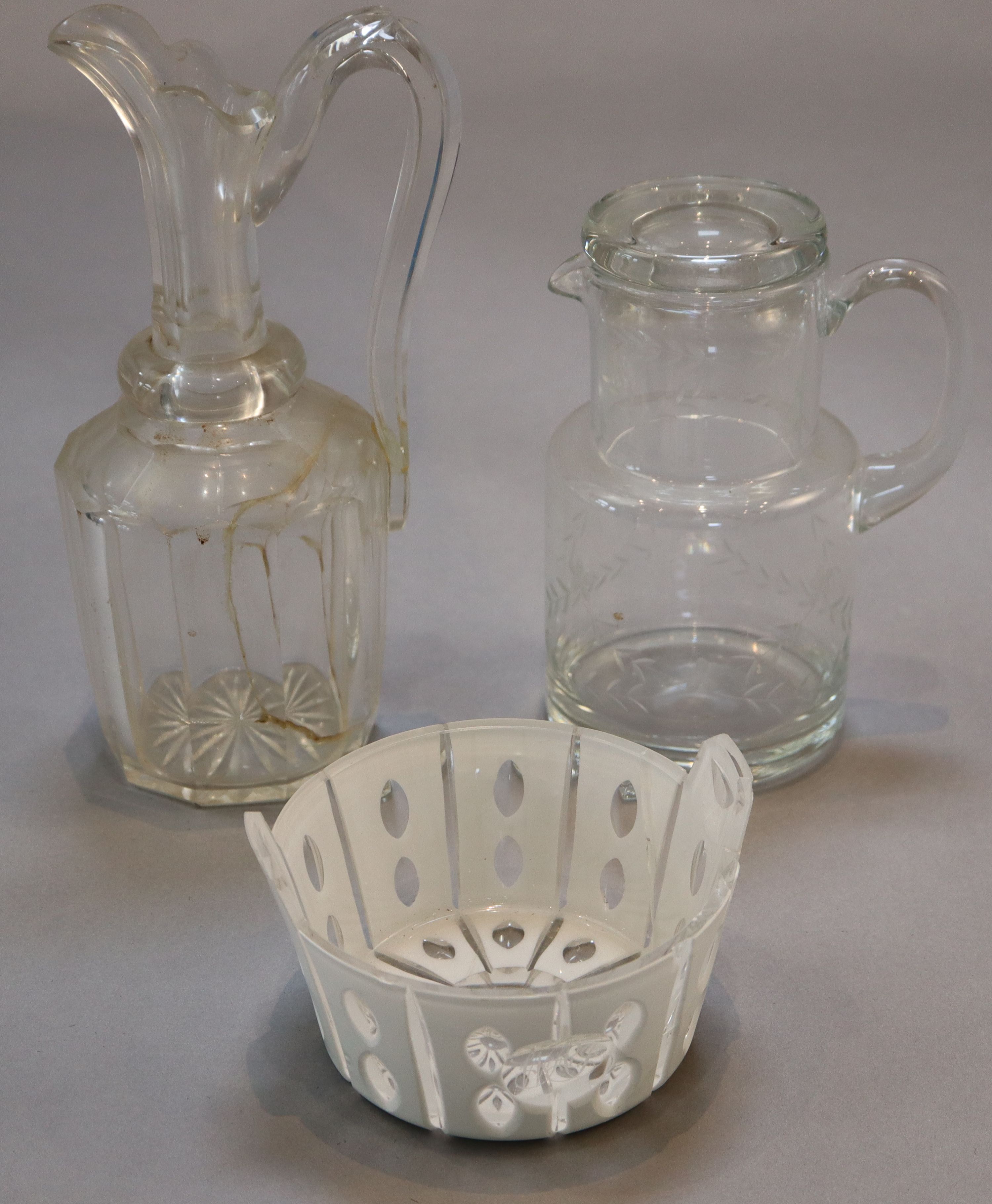 A group of assorted early 19th century and later glassware, 24cm